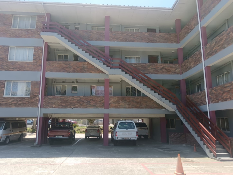 To Let 2 Bedroom Property for Rent in Southernwood Eastern Cape